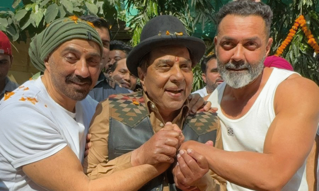 Dharmendra Dies at 89 | Bollywood Legend Passes Away