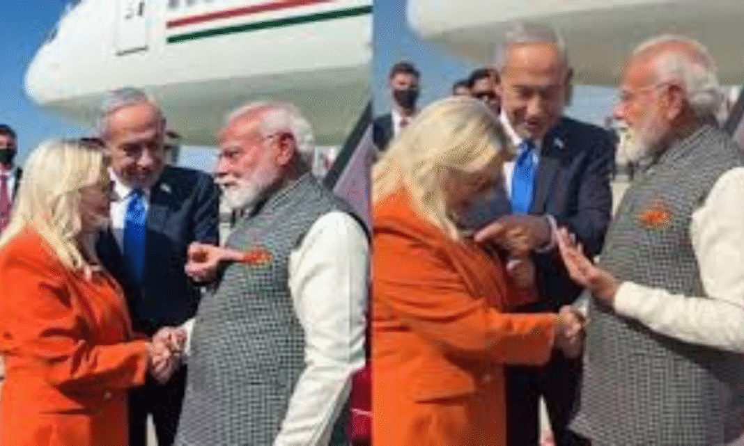 Netanyahu’s Indian Attire, Saffron Sync With PM Modi