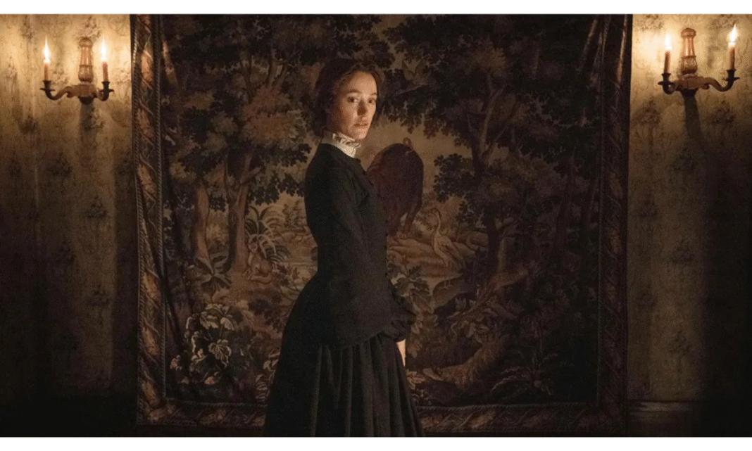 Maika Monroe in Victorian Psycho Gothic horror film